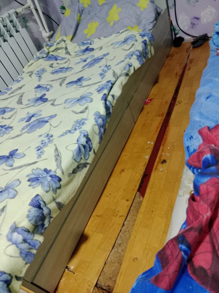 Продается односпальные кровати