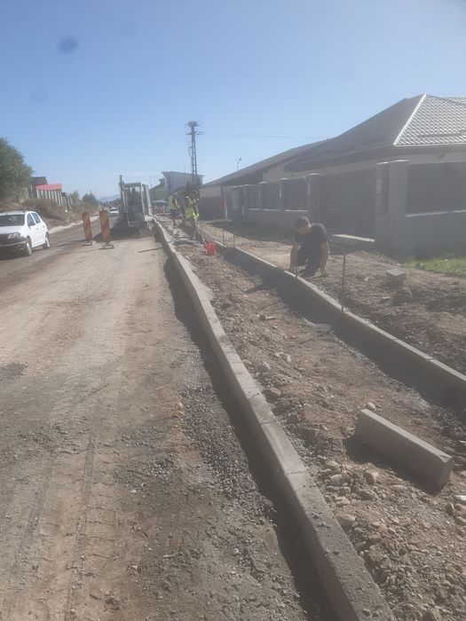 Servicii montaj borduri și rețele noi de canalizare