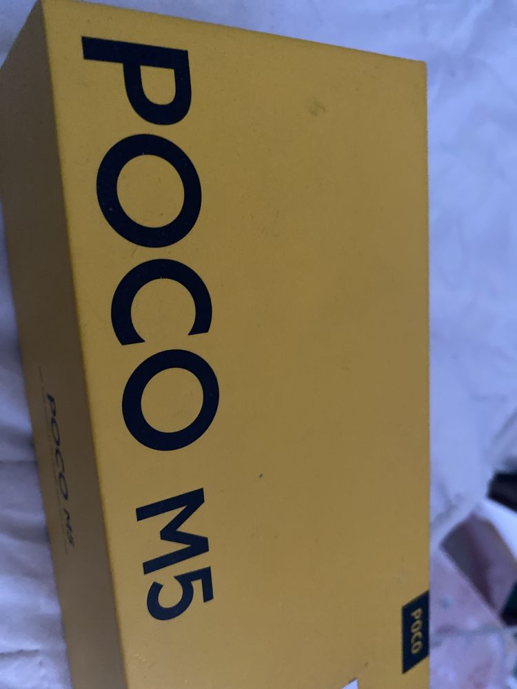 Продам смартфон poco M5