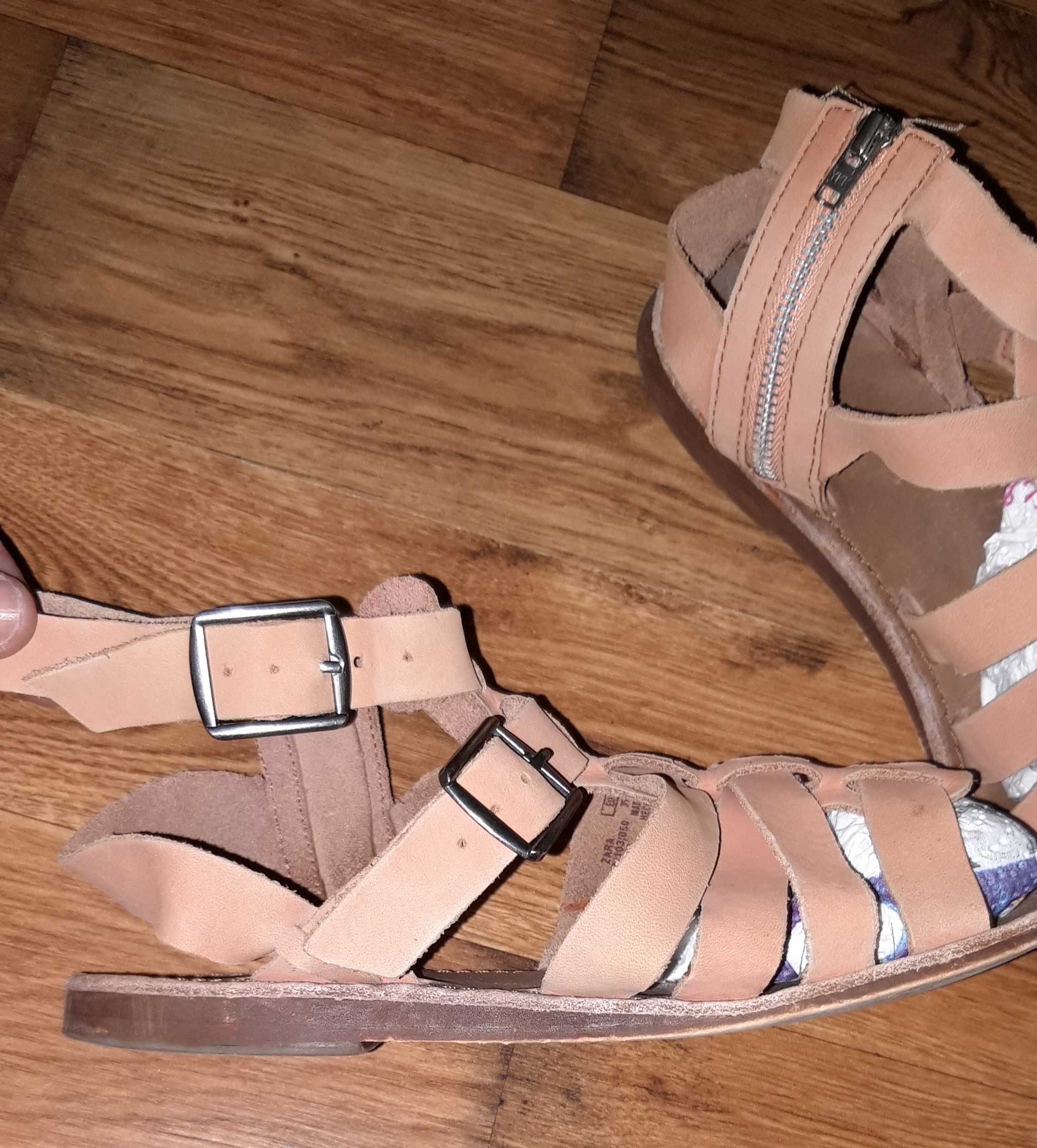 Естествена кожа сандалки ZARA