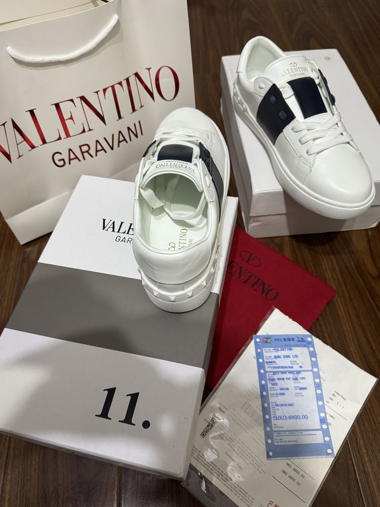 Мужчкие и Женские кеды Valentino Garavani