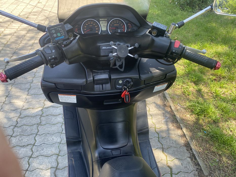 Suzuki burgman 400