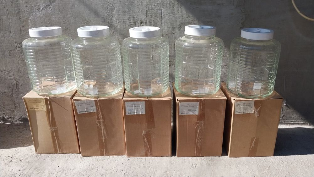 Бутыли для вина 15л гидрозатвором банка