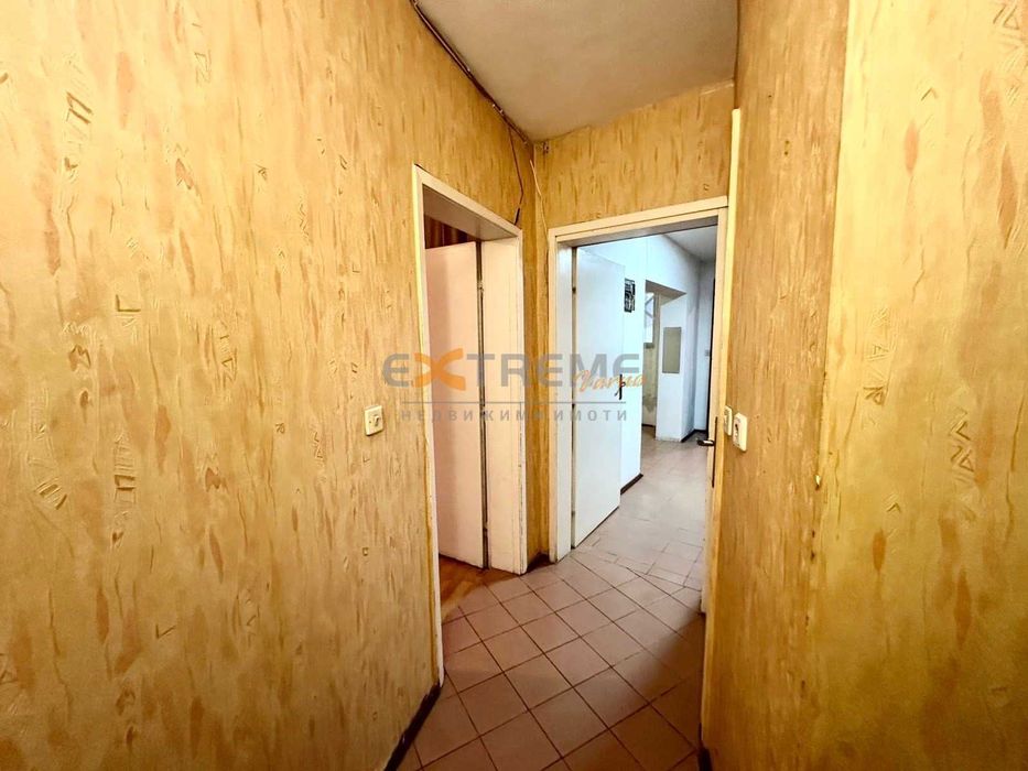 Дава се под наем Двустаен апартамент в Варна, Лятно кино Тракия - 65 кв.м за 306 € - Снимка #1