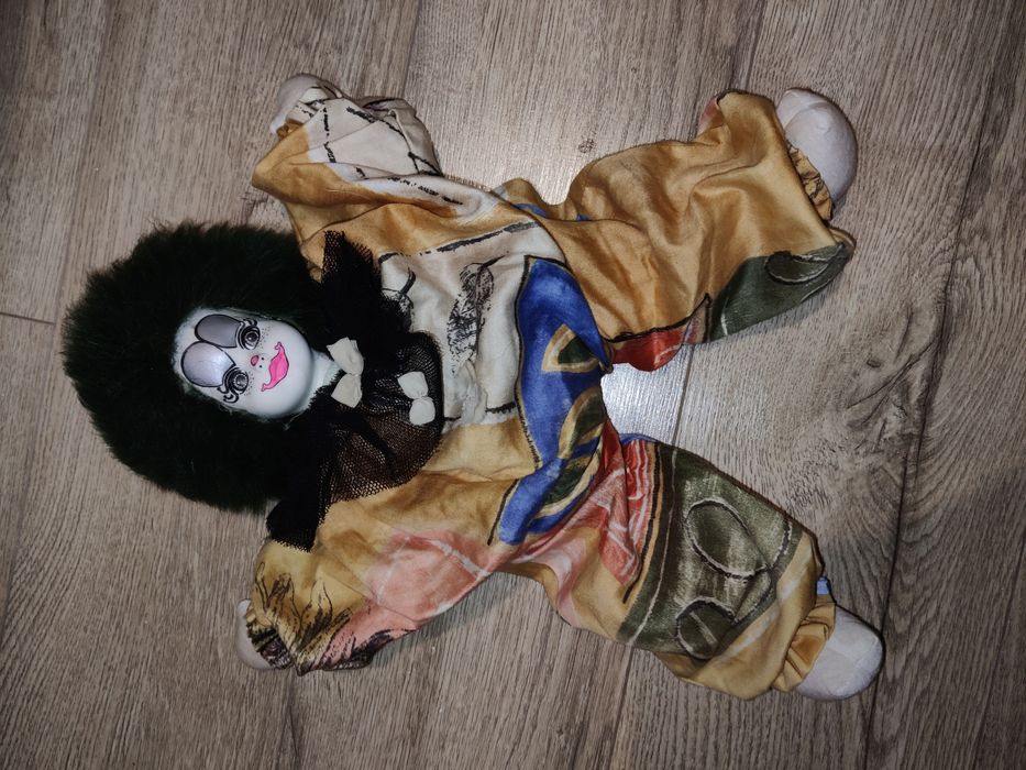 Păpușă clovn cu nisip