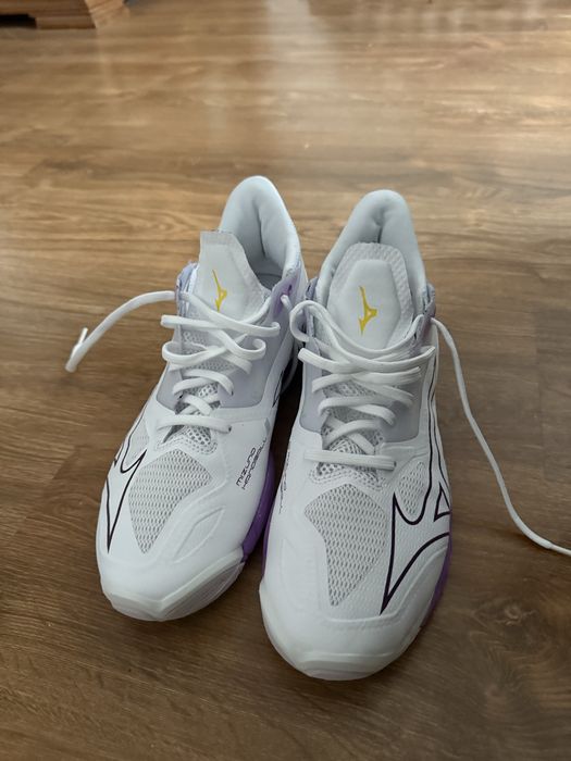 Adiasi handbal/volei mizuno wave mirage marime 42