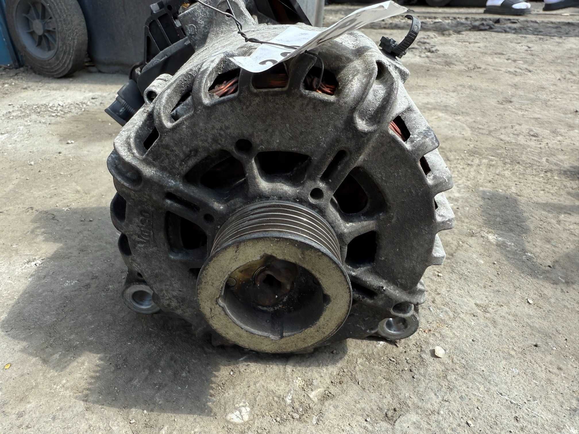 Alternator cu mufa rupta Peugeot 308 SW, 1.6 e-HDI/ blueHDI 2013