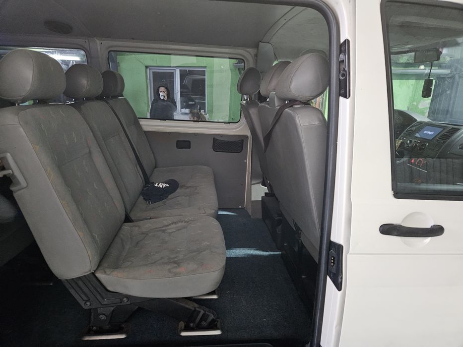 Vand Volkswagen T5 8+1
