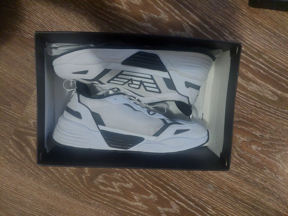 EA7 Emporio Armani