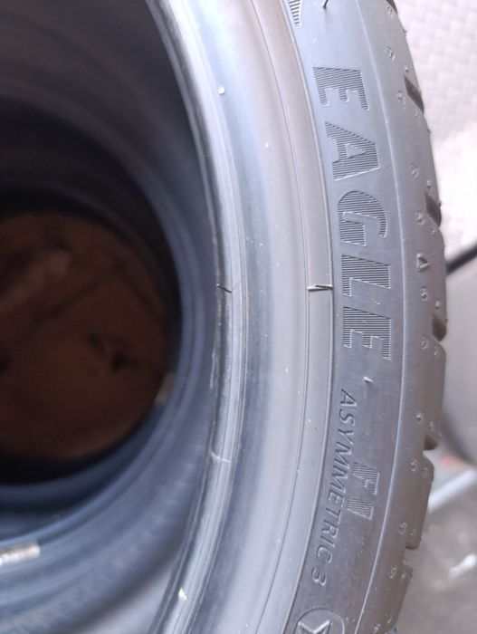 O anvelopă de vara 275 30 20 Goodyear Runflat dot 2022