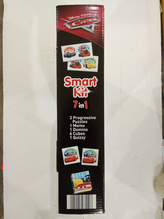 Smart Kit 7 в 1–Disney Pixar– пъзели,мемо, кубчета,домино ,викторина