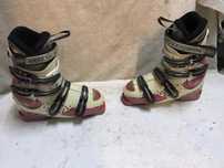 Clapari ski schi Rossignol Xena marime 39 mondo 25.5 talpic 298