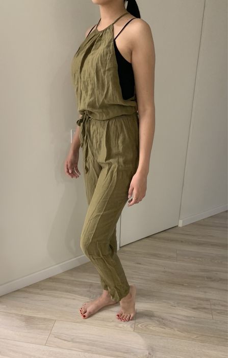 Комбинезон, юбки, шарф с перчатками