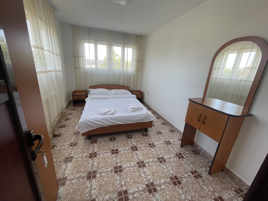 Cazare pensiune curtea de arges