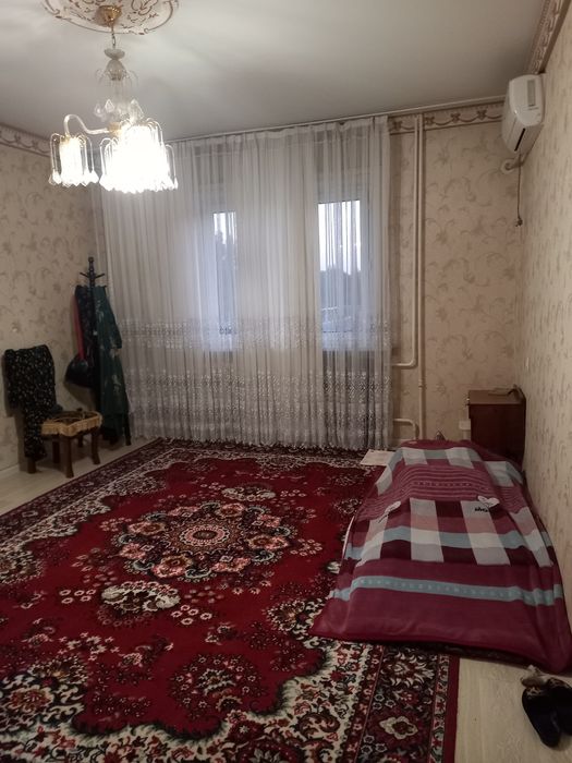 Sebzor karzinka 3/2/9/ dom sotiladi