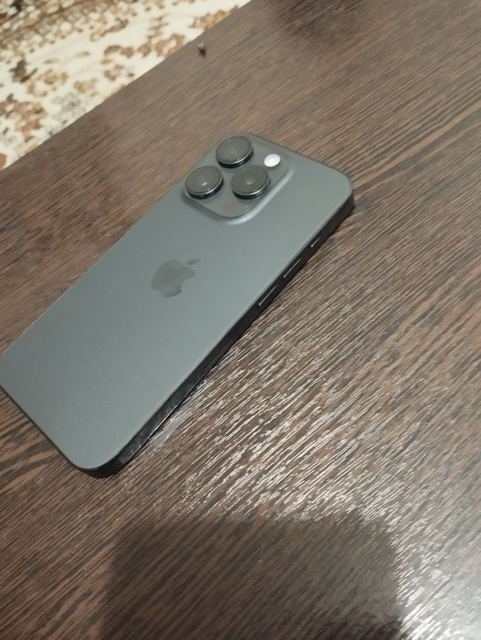 iPhone 15 pro Новый