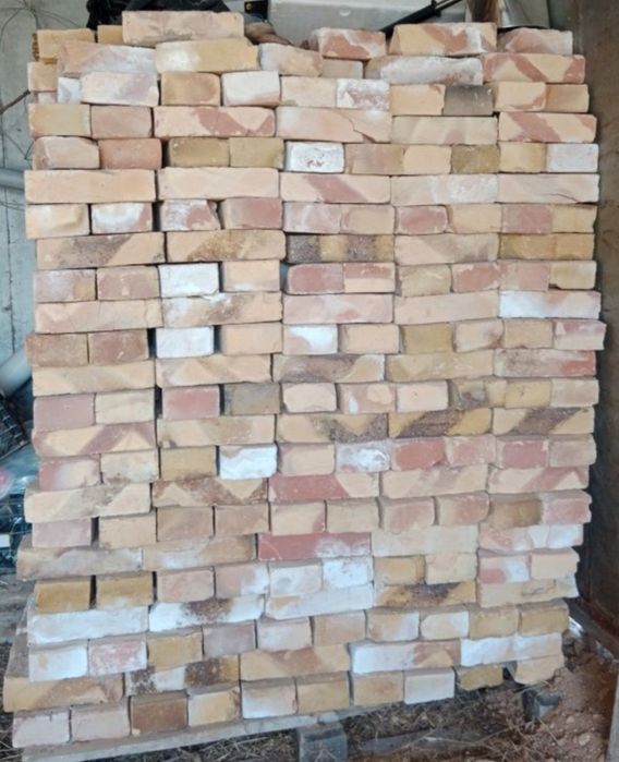 Продам красный кирпич 3000 шт бу за 15 тг шт