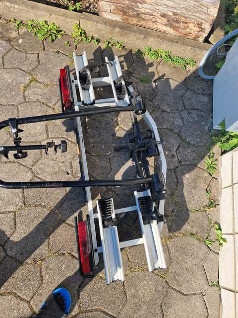 Vând Suport Eufab 2 Biciclete  Cu Prindere Pe Carlig