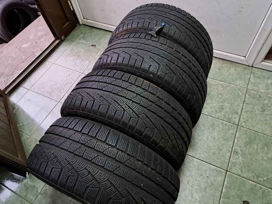 4 anvelope 255/35 R19 Pirelli