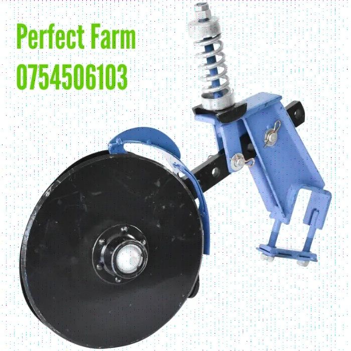 Brazdar cu fertilizare dublu disc sup