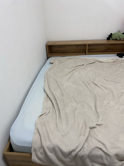 Кровать двухспальная