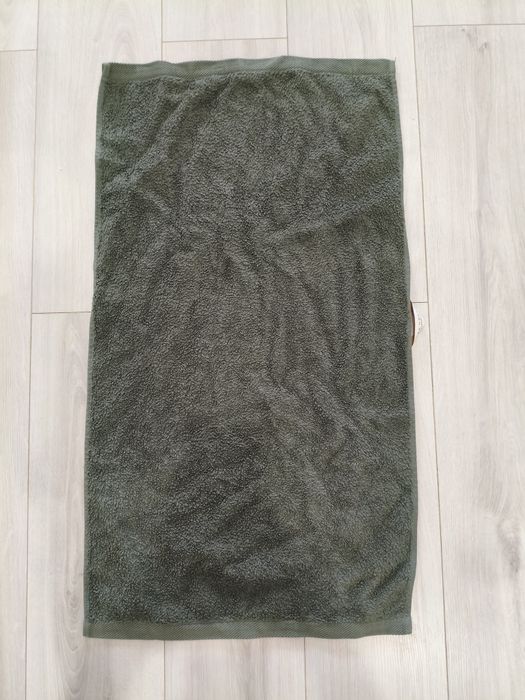 Банное полотенце Zara Home хаки — 46×83 см