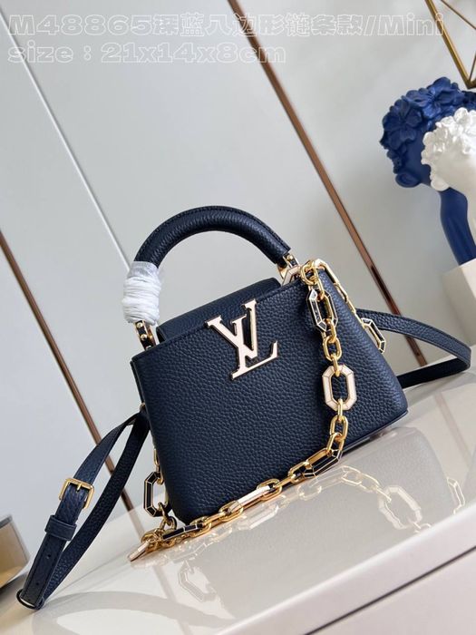 Geanta Louis Vuitton Capuciness