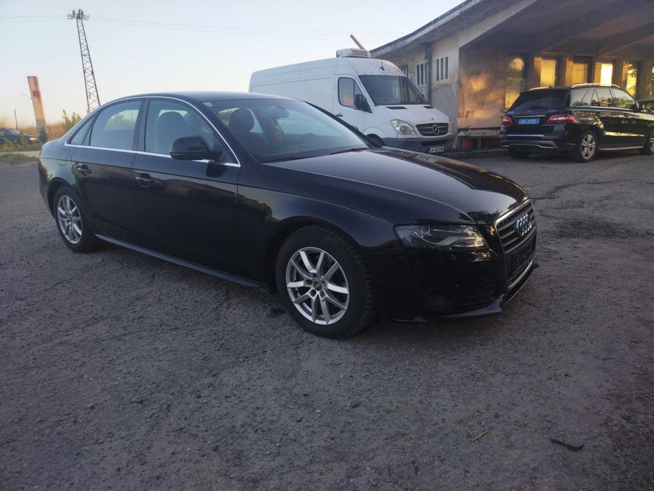 Audi A4 2,0 tdi 143 ps B8