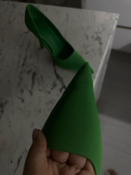 Pantofi stilleto zara cu toc cui