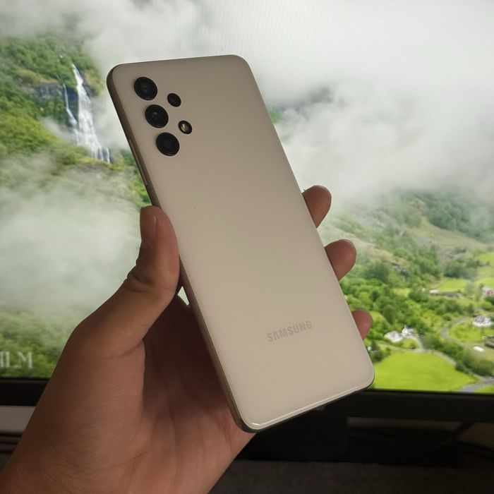 Samusng Galaxy A32 ideal