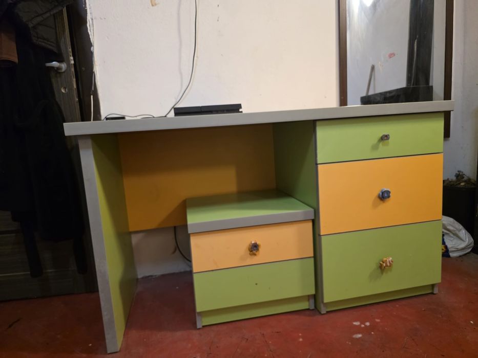 Pat+birou+comoda+noptiera copii