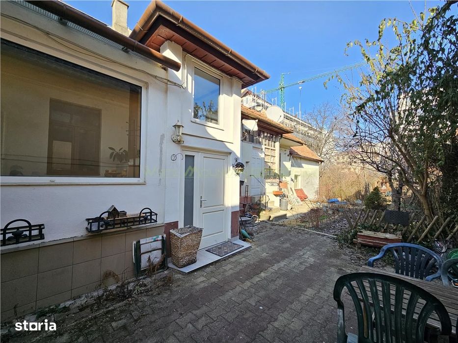 Apartament in casa cu gradina proprie in Centrul Istoric