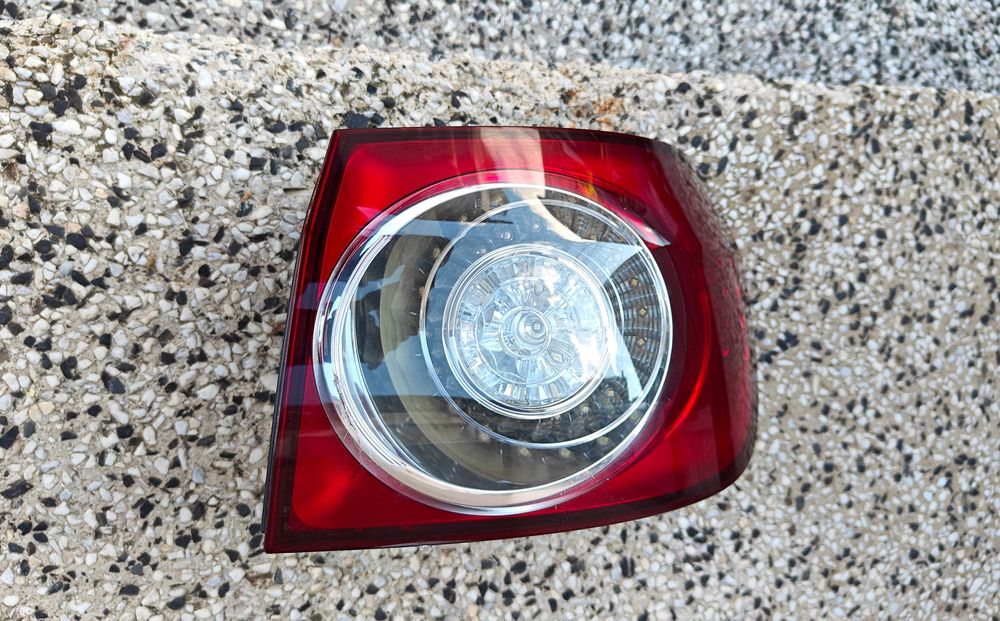 Десен заден диоден стоп от VW Golf Plus