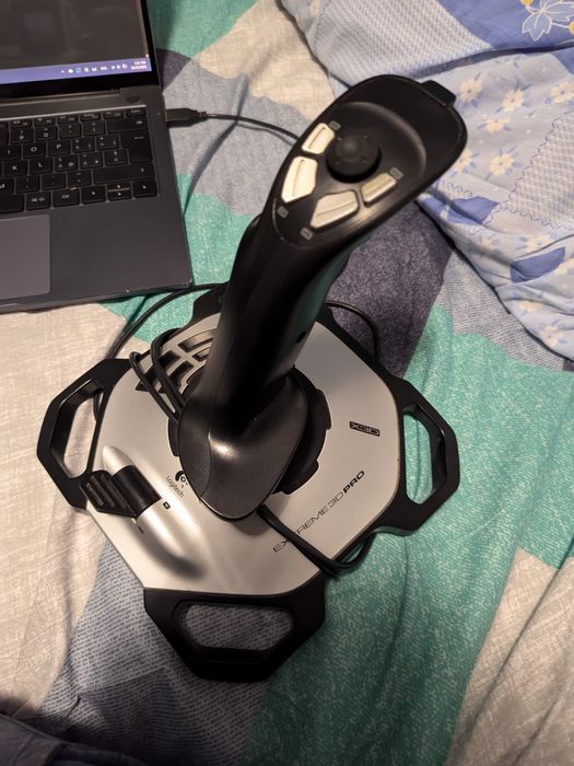 Joystick Logitech extreme 3D PRO