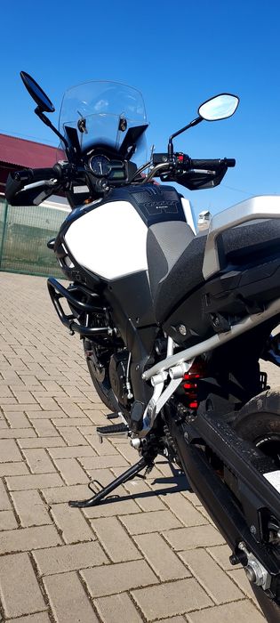 Suzuki DL 1000 V-Strom