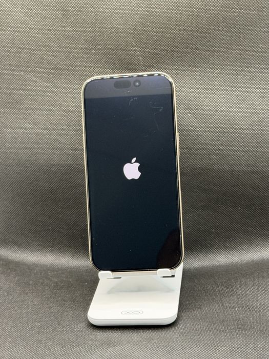 iPhone 16 pro Pret 3600 lei