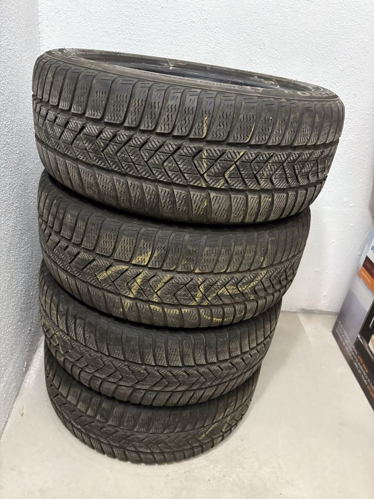 Гуми Pirelli 225/50/17 RunFlat XL BMW