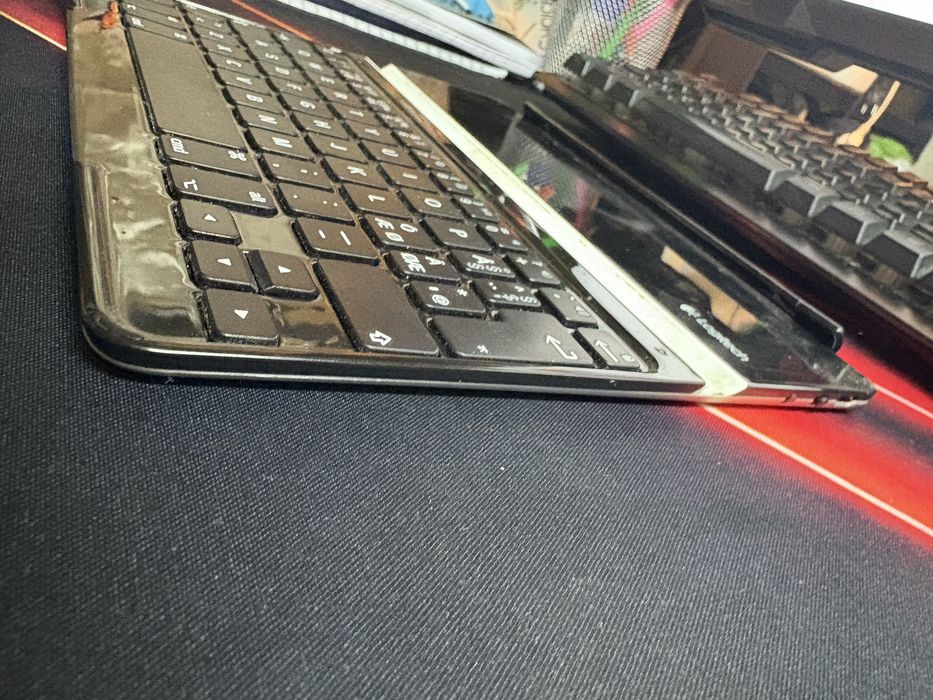 клавиатура Logitech Ultra Thin