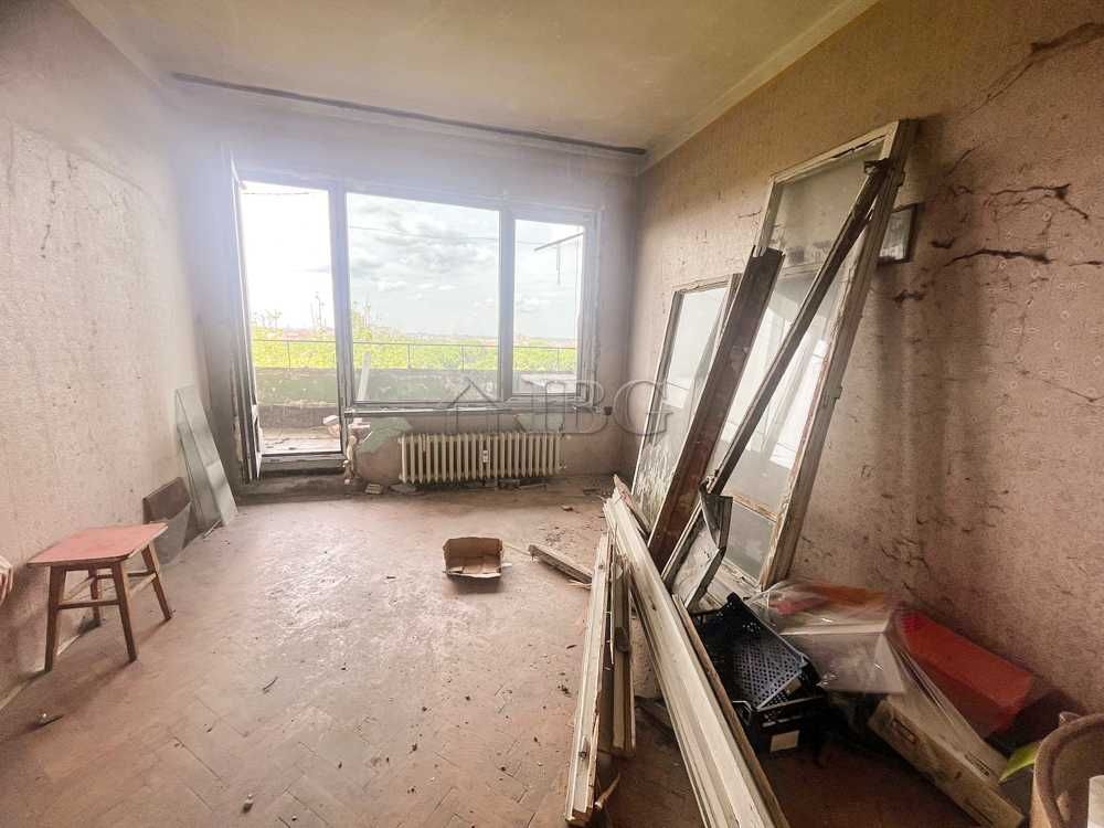 Продава се Двустаен апартамент в Русе, Възраждане - 60 кв.м за 1225 €/кв.м - Снимка #2