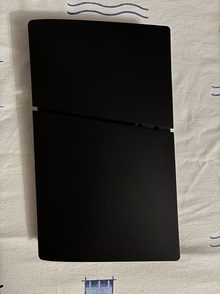 Playstation 5 slim в черном цвете