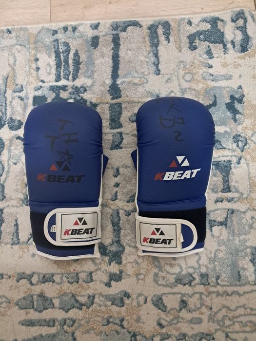 Перчаткы лапы тебуге уруға болады