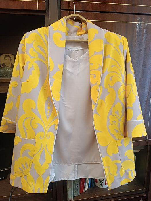 пиджак двойка нарядный новый