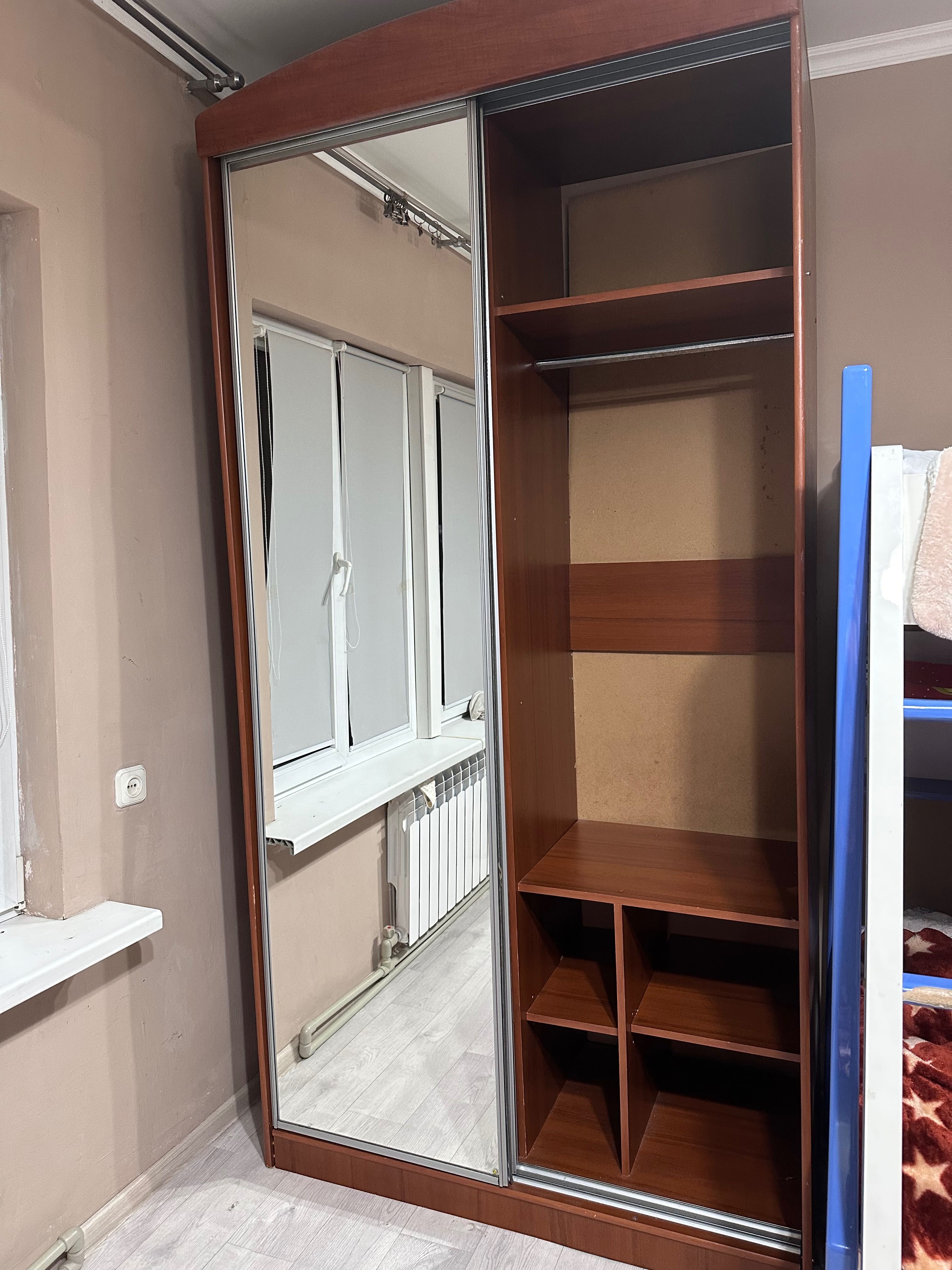 Срочно продам Шкаф Купе