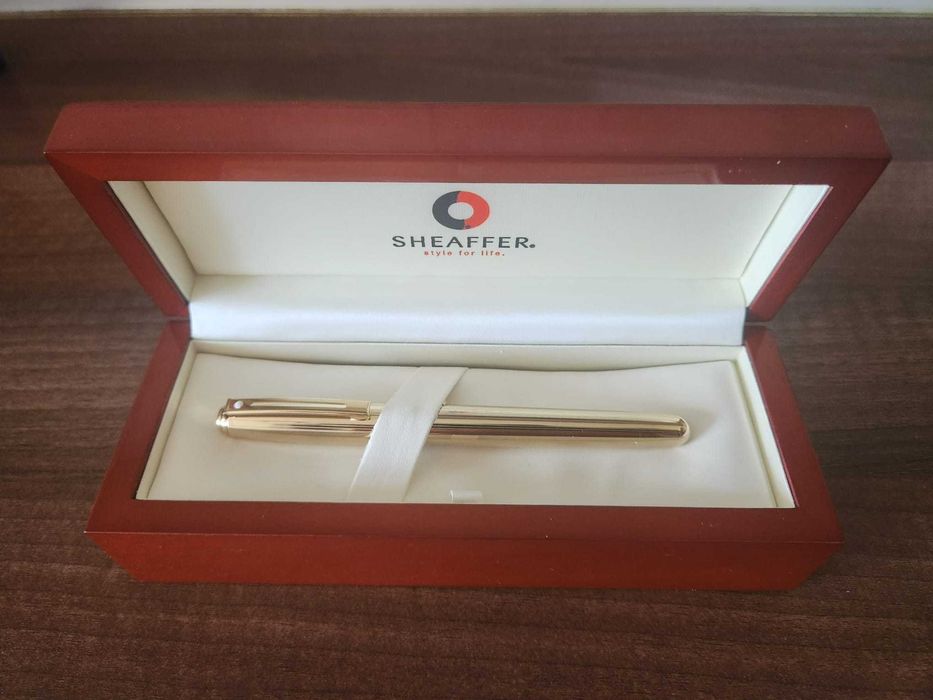 Stilou Sheaffer Prelude Fluted Gold GT Sheaffer Prelude placat cu aur