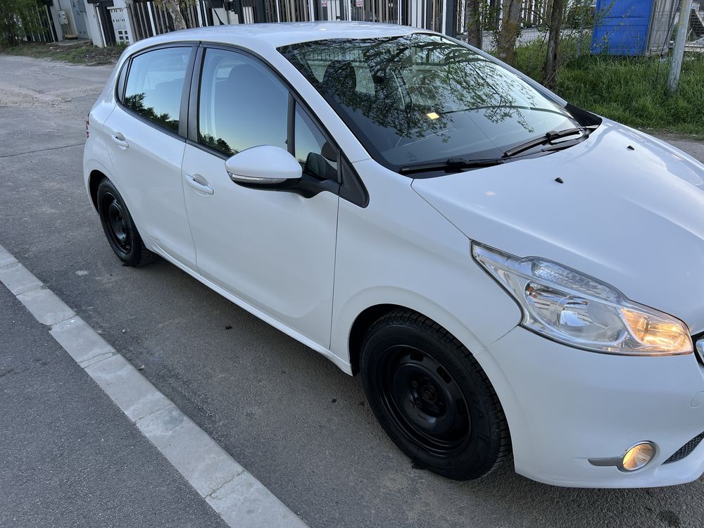 Peugeot 208 1.4 HDI 2012 E5