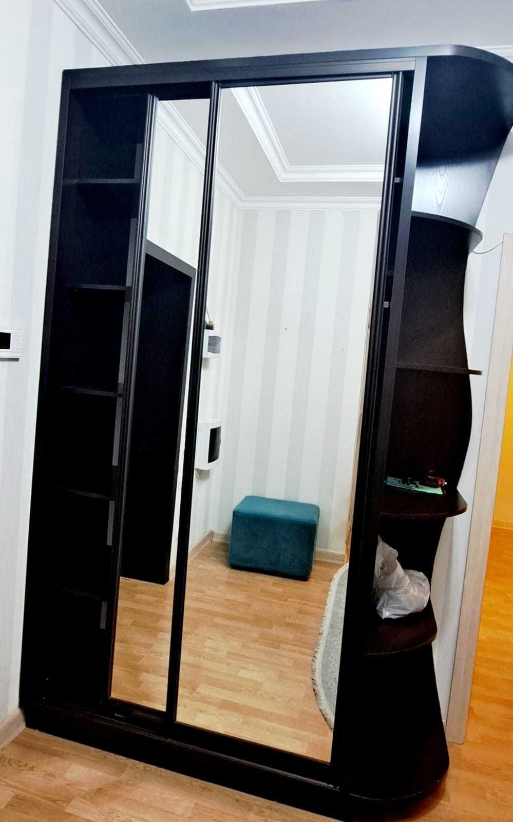 Шкаф купе  в прихожой