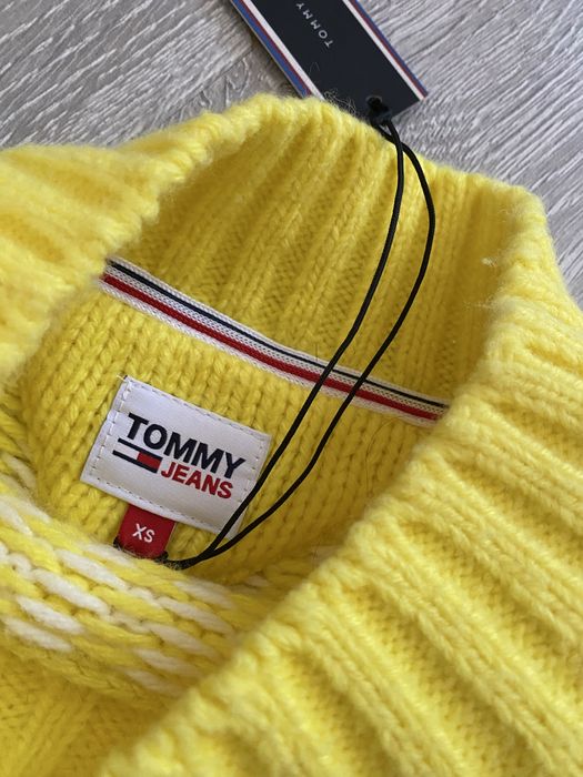 Pulover-Tommy Hilfiger- mar. XS- Nou