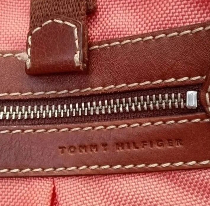Geanta Tommy Hilfiger