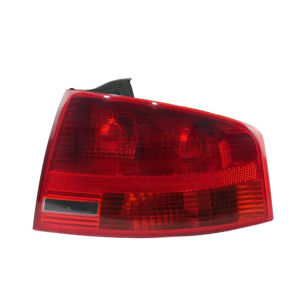 Десен външен стоп AUDI A4 (B7) 2004-2008 ID: 143272