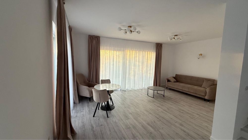 Casa de vanzare/inchiriat